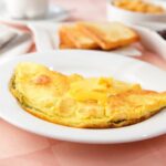 Omlet sa sirom