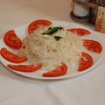 Svež kupus salata